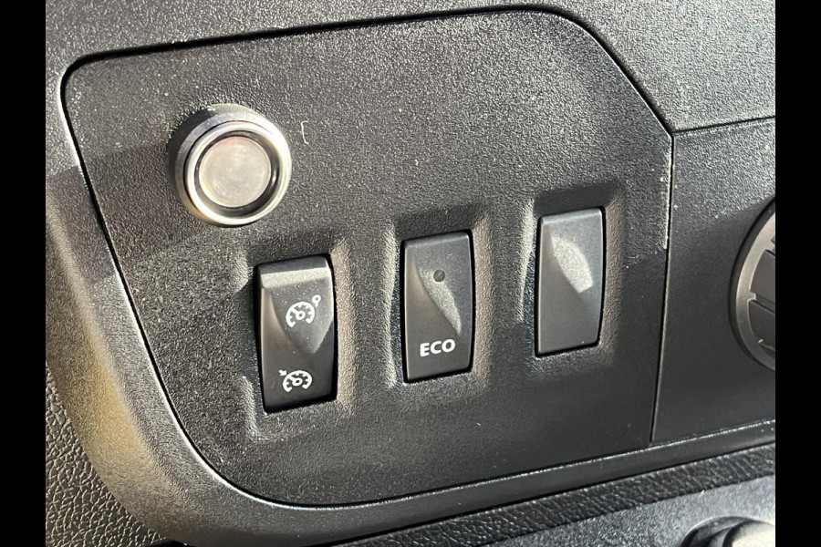 Renault Master T35 2.3 dCi L2H2*NAVI*A/C*HAAK*CRUISE*3PERS*PDC*