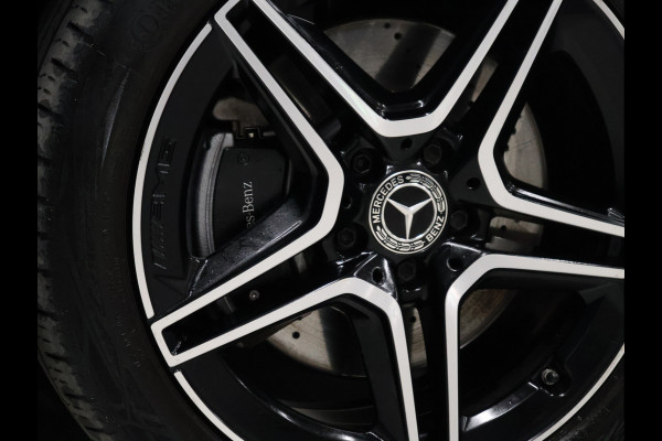 Mercedes-Benz A-Klasse 250 e AMG Limited [SCHUIFKANTELDAK, SFEERVERLICHTING, CAMERA, PDC V+A, MEMORY SEATS, APPLE CARPLAY, ANDROID AUTO, CRUISE CONTROL, STOELVERWARMING, NIEUWSTAAT]