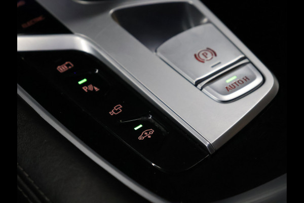 BMW 7 Serie 745e High Executive M Sport *WEEKAANBIEDING* [SCHUIFKANTELDAK, HARMAN/KARDON, APPLE CARPLAY, ANDROID, ELEKTRISCH VERSTELBARE STOELEN V+A, STOELMASSAGE V+A, LUCHTVERING, 360 CAMERA, HEAD-UP, STUURVERWARMING, STOELVERWARM