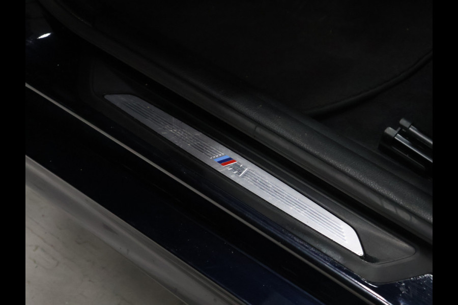 BMW 4 Serie Gran Coupé 418i M Sport [HEAD-UP, SCHUIFKANTELDAK, ELEKTRISCHE STOELEN, CAMERA, PDC 360, STOELVERWARMING, BLUETOOTH TELEFOON, M-PAKKET, NIEUWSTAAT]