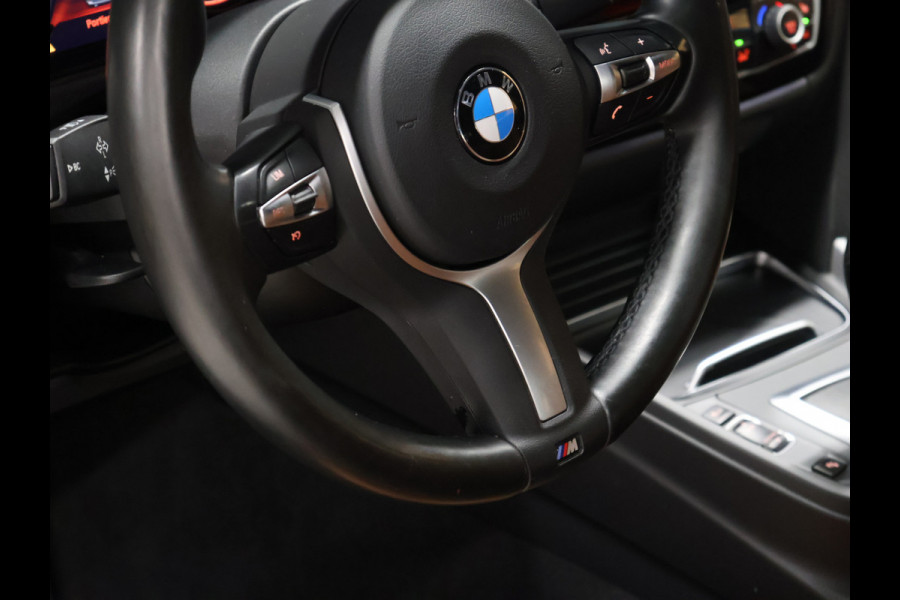 BMW 4 Serie Gran Coupé 418i M Sport [HEAD-UP, SCHUIFKANTELDAK, ELEKTRISCHE STOELEN, CAMERA, PDC 360, STOELVERWARMING, BLUETOOTH TELEFOON, M-PAKKET, NIEUWSTAAT]