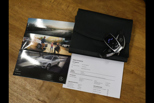 Mercedes-Benz GLC 250 4MATIC AMG *WEEKAANBIEDING* [TREKHAAK, CAMERA, CRUISE CONTROL, PDC ACHTER, STOELVERWARMING, AUTOMATISCHE AIRCO, ELEKTRISCHE ACHTERKLEP, NIEUWSTAAT]