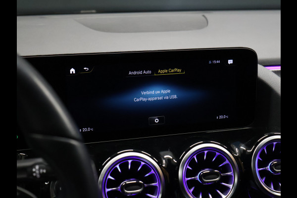 Mercedes-Benz GLA 250 e Business Solution Luxury Limited [TREKHAAK INKLAPBAAR, APPLE CARPLAY, ANDROID, STOELVERWARMING, CAMERA, VOL LEDER, CRUISE, CLIMATE, NIEUWSTAAT]