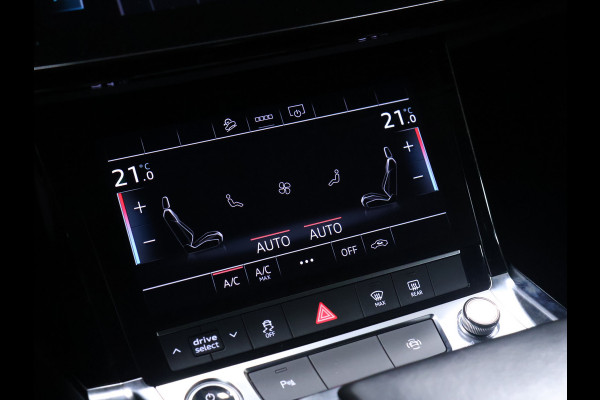 Audi e-tron 55 quattro edition 95 kWh Sport [LUCHTVERING, BLUETOOTH TELEFOON, PDC V+A, CRUISE CONTROL, CLIMATE CONTROL, LANE ASSIST, ELEKTRISCHE ACHTERKLEP, LED KOPLAMPEN, NIEUWSTAAT]