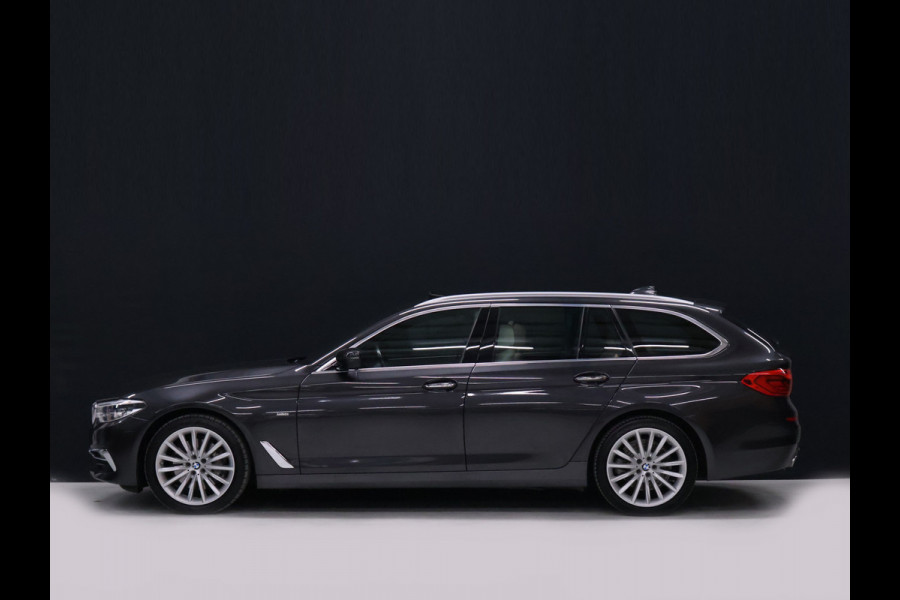 BMW 5 Serie Touring 530i High Executive Luxury Line [LUCHTVERING, SCHUIFKANTELDAK, MEMORY SEATS, HEAD-UP, ACTIVE PROTECTION, STUURVERWARMING, ACHTERUITRIJCAMERA, PDC V+A, STOELVERWARMING, BMW ADAPTIVE LED, CRUISE, CLIMATE, BLUETOOTH, NIEUWSTAA