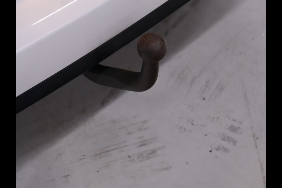 Citroën Grand C4 Picasso 1.2 PureTech Business 7P [TREKHAAK, MEMORY SEATS, APPLE CARPLAY, ANDROID AUTO, STOELMASSAGE, ADAPTIVE CRUISE CONTROL, ACHTERUITRIJCAMERA, PDC V+A, STOELVERWARMING, VOL LEDER, CLIMATE, NIEUWSTAAT]