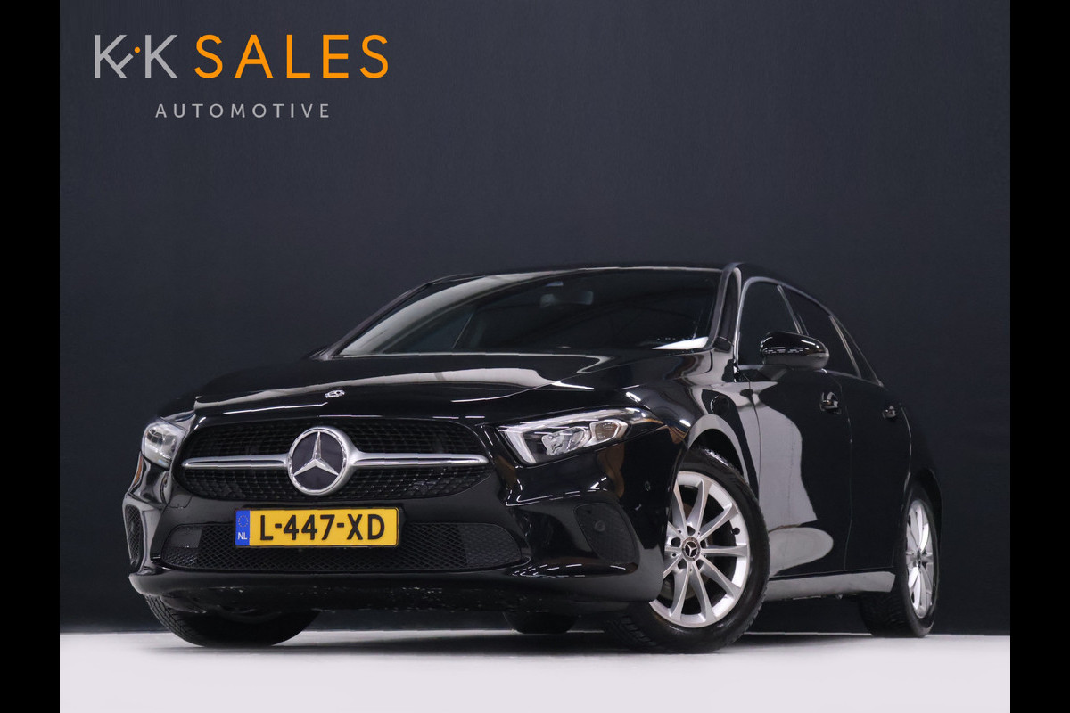 Mercedes-Benz A-Klasse 200 AMG Sport [SPORTSTOELEN, CAMERA, PDC V+A, STOELVERWARMING, CLIMATE CONTROL, CRUISE CONTROL, BLUETOOTH, NAVIGATIE, FLIPPERS, NIEUWSTAAT]