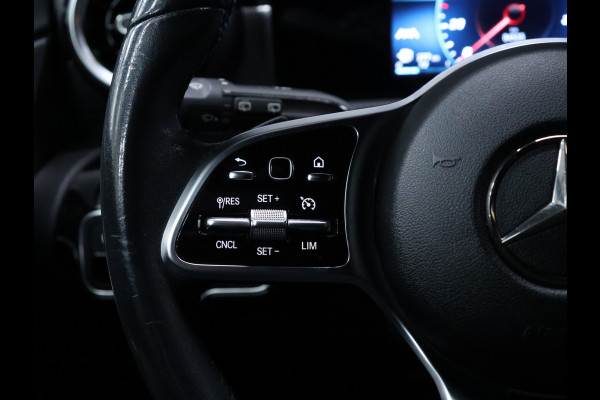 Mercedes-Benz A-Klasse 200 AMG Sport [SPORTSTOELEN, CAMERA, PDC V+A, STOELVERWARMING, CLIMATE CONTROL, CRUISE CONTROL, BLUETOOTH, NAVIGATIE, FLIPPERS, NIEUWSTAAT]