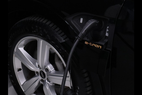 Audi e-tron 55 quattro Advanced edition 95 kWh [MEMORY SEATS, LUCHTVERING, APPLE CARPLAY, ANDROID AUTO, PDC V+A, CRUISE CONTROL, CLIMATE, ELEKTRISCHE ACHTERKLEP, FLIPPERS, NIEUWSTAAT]