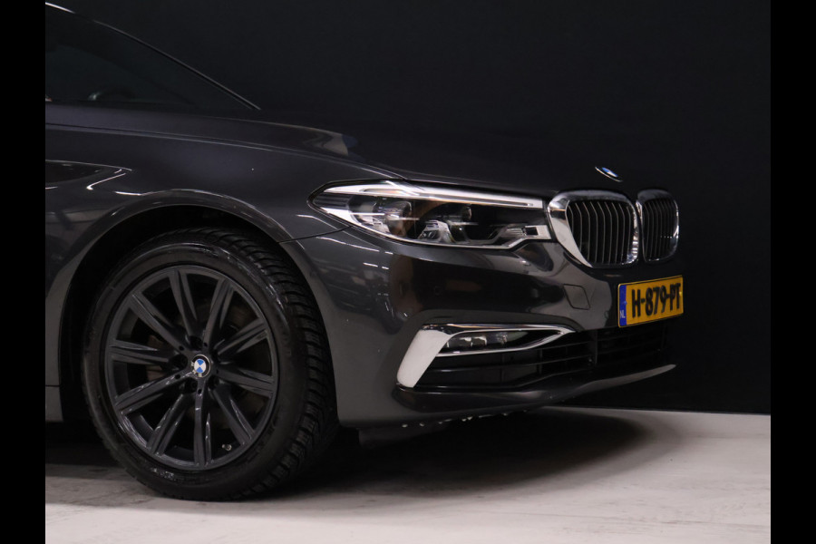 BMW 5 Serie Touring 520i M Sport [CAMERA, APPLE CARPLAY, MEMORY SEATS, M STUURWIEL,TREKHAAK WEGKLAPBAAR,  ANDROID AUTO, VOL LEDER, NIEUWSTAAT]