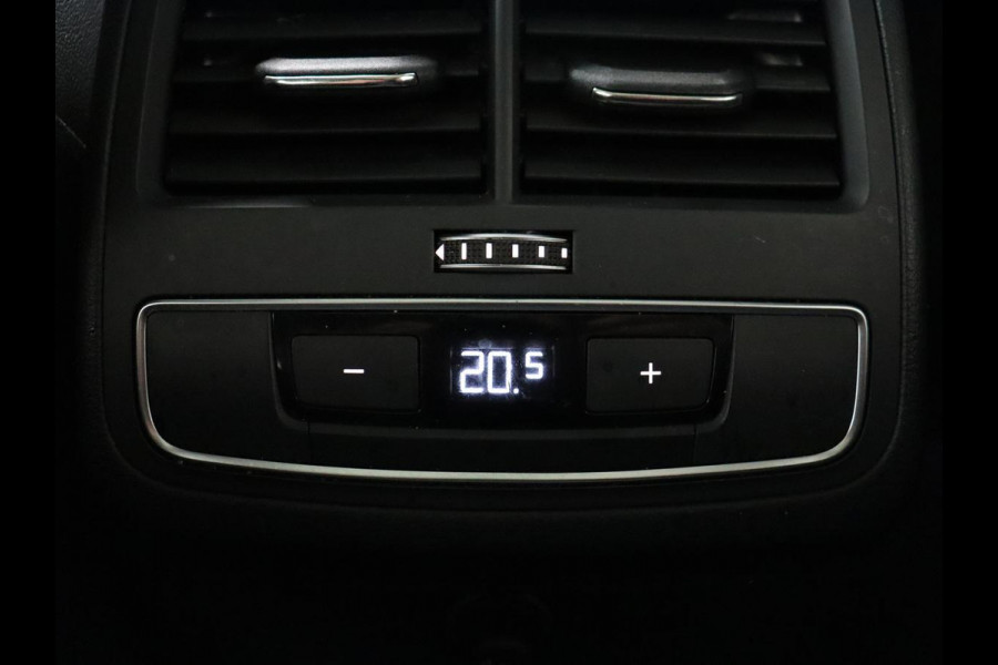 Audi A4 35 TFSI S edition Competition | Panoramadak | Stoelverwarming | Virtual Cockpit | Carplay | Half leder | Navigatie | Sportstoelen | Full LED | DAB | Climate control | Cruise control | S Line