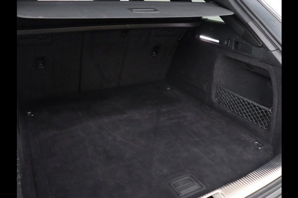 Audi A4 35 TFSI S edition Competition | Panoramadak | Stoelverwarming | Virtual Cockpit | Carplay | Half leder | Navigatie | Sportstoelen | Full LED | DAB | Climate control | Cruise control | S Line