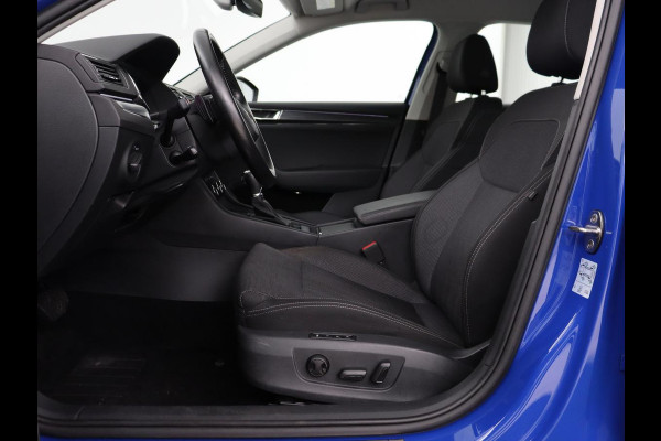 Škoda Superb 1.5 TSI Business Edition Plus | Trekhaak | Adaptive cruise | Achterbankverwarming | Virtual Cockpit | Camera | Carplay | Stoelverwarming | Memory | Keyless | Full LED | Navigatie