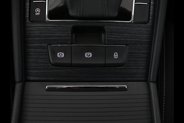 Škoda Superb 1.5 TSI Business Edition Plus | Trekhaak | Adaptive cruise | Achterbankverwarming | Virtual Cockpit | Camera | Carplay | Stoelverwarming | Memory | Keyless | Full LED | Navigatie