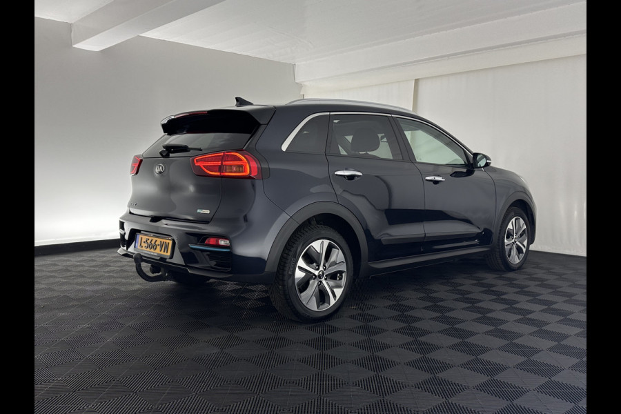 Kia e-Niro DynamicPlusLine 64 kWh [ 3-Fase ] {SOH-100%} (INCL-BTW) Aut.*PANO | LEATHER-FABRIC | FULL-LED | NAVI-FULLMAP | DAB+ | ADAPTIVE-CRUISE | CAMERA | HEATED-COMFORTSEATS | KEYLESS | DIGI-COCKPIT | SHIFT-PADDLES | CARPLAY | LANE-ASSIST | ...