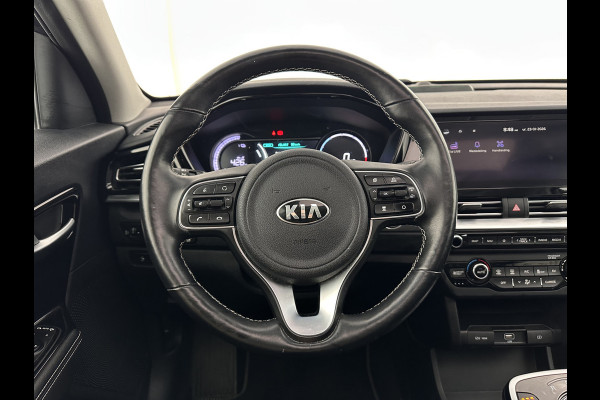 Kia e-Niro DynamicPlusLine 64 kWh [ 3-Fase ] {SOH-100%} (INCL-BTW) Aut.*PANO | LEATHER-FABRIC | FULL-LED | NAVI-FULLMAP | DAB+ | ADAPTIVE-CRUISE | CAMERA | HEATED-COMFORTSEATS | KEYLESS | DIGI-COCKPIT | SHIFT-PADDLES | CARPLAY | LANE-ASSIST | ...