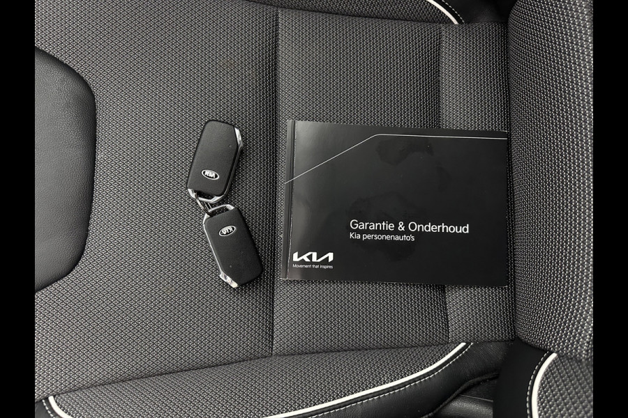 Kia e-Niro DynamicPlusLine 64 kWh [ 3-Fase ] {SOH-100%} (INCL-BTW) Aut.*PANO | LEATHER-FABRIC | FULL-LED | NAVI-FULLMAP | DAB+ | ADAPTIVE-CRUISE | CAMERA | HEATED-COMFORTSEATS | KEYLESS | DIGI-COCKPIT | SHIFT-PADDLES | CARPLAY | LANE-ASSIST | ...