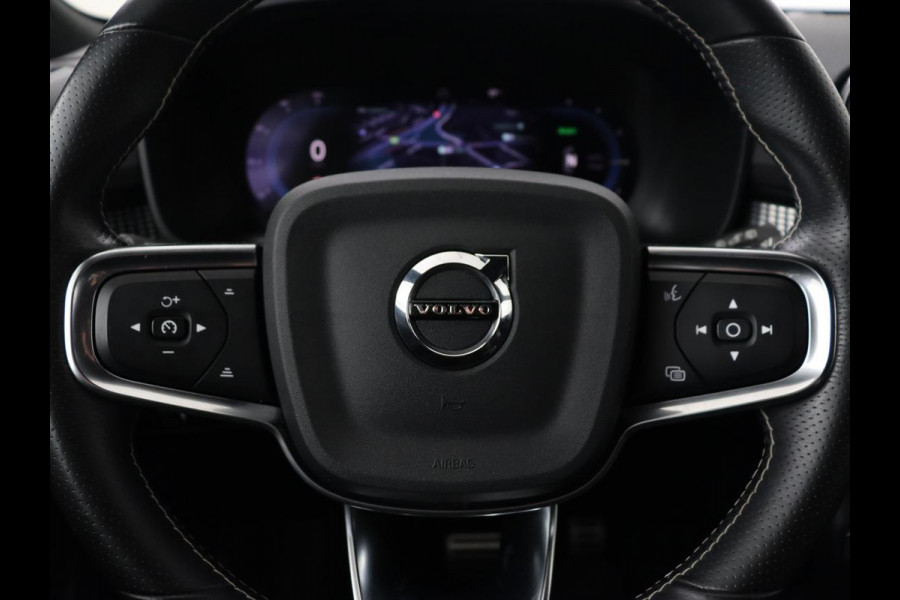 Volvo XC40 Recharge P8 AWD R Design | Stoel & stuurverwarming | Harman/Kardon | Adaptive cruise | Carplay | Navigatie | Keyless | Leder/Alcantara | Parkeerhulp | Full LED