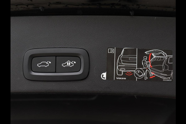 Volvo XC40 Recharge P8 AWD R Design | Stoel & stuurverwarming | Harman/Kardon | Adaptive cruise | Carplay | Navigatie | Keyless | Leder/Alcantara | Parkeerhulp | Full LED