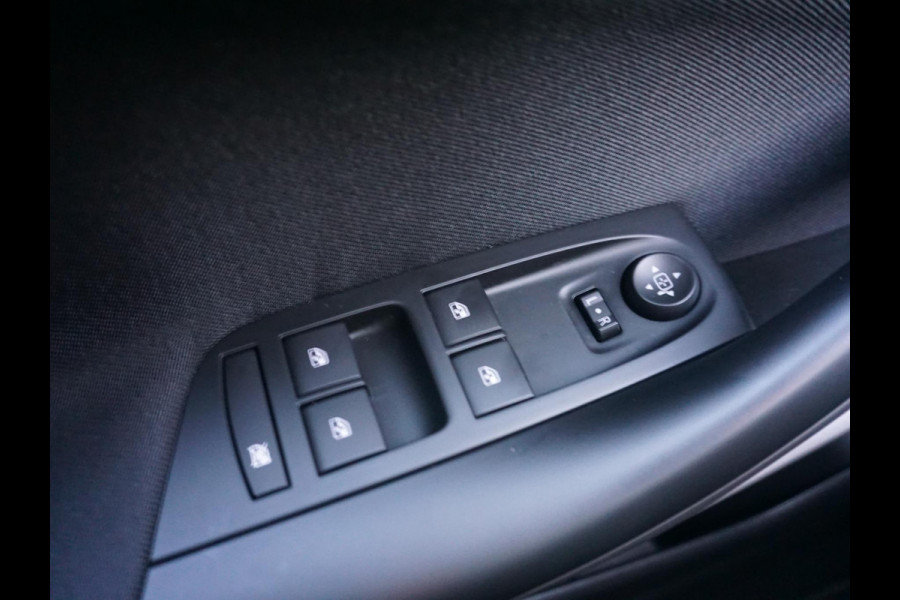 Opel Astra Sports Tourer 1.4 Edition All Seasonbanden