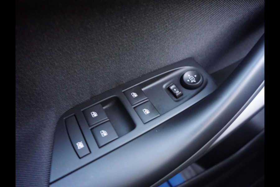 Opel Astra Sports Tourer 1.4 Edition All Seasonbanden