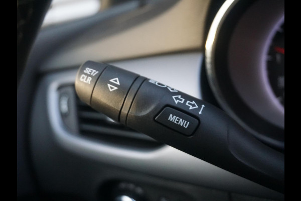 Opel Astra Sports Tourer 1.4 Edition All Seasonbanden