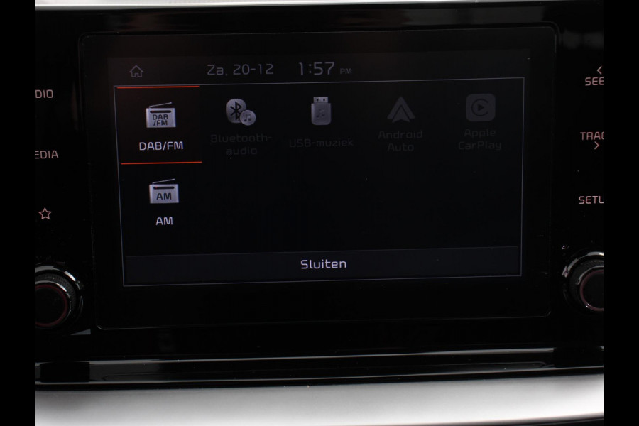 Kia Ceed Sportswagon 1.6 GDI PHEV DynamicLine Climate control | Adaptieve cruise control | Stuur verwarming | Stoel verwarming | Parkeersensoren | Achteruitrijcamera | Apple Carplay/ Android Auto