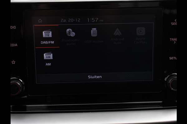 Kia Ceed Sportswagon 1.6 GDI PHEV DynamicLine Climate control | Adaptieve cruise control | Stuur verwarming | Stoel verwarming | Parkeersensoren | Achteruitrijcamera | Apple Carplay/ Android Auto