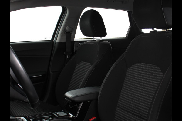 Kia Ceed Sportswagon 1.6 GDI PHEV DynamicLine Climate control | Adaptieve cruise control | Stuur verwarming | Stoel verwarming | Parkeersensoren | Achteruitrijcamera | Apple Carplay/ Android Auto