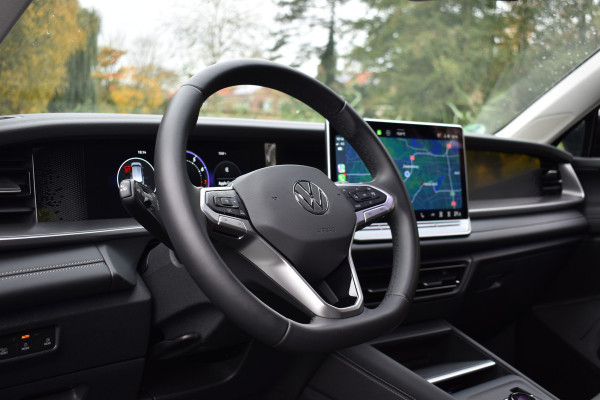 Volkswagen Tayron 1.5 eTSI 150PK DSG LIFE 7-PERSOONS/TREKHAAK/FABRIEKSGARANTIE