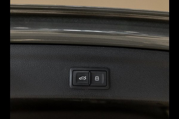 Audi Q3 35 TFSI 2x S Line / 150pk / Rondomzicht carmera / Keyless / Dodehoek /