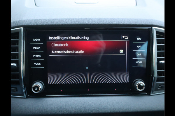 Škoda Karoq 1.0 TSI Business Edition Plus // LED