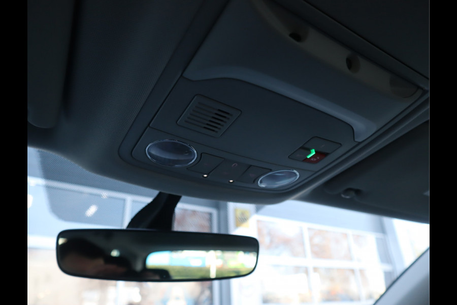 Škoda Karoq 1.0 TSI Business Edition Plus // LED