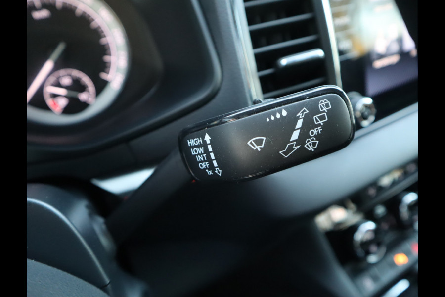 Škoda Karoq 1.0 TSI Business Edition Plus // LED