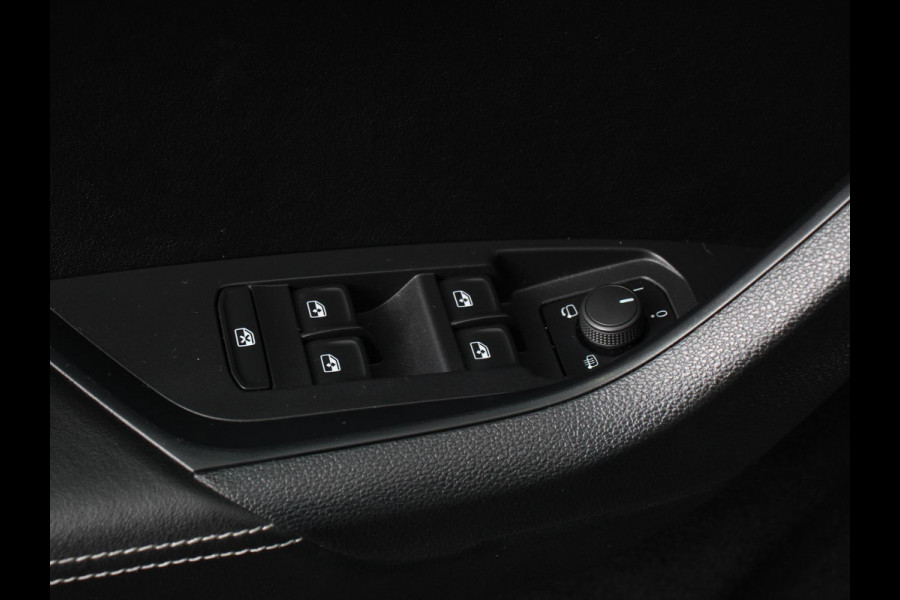 Škoda Kodiaq 1.5 TSI 150pk DSG Style 7p. | Navigatie | Apple Carplay/Android Auto | Adaptive Cruise Control | Parkeersensor achter | Stoel- en stuurverwarming | Ledverlichting | Getinte ramen | Climate Control Prijs Incl. BOVAG Garantie