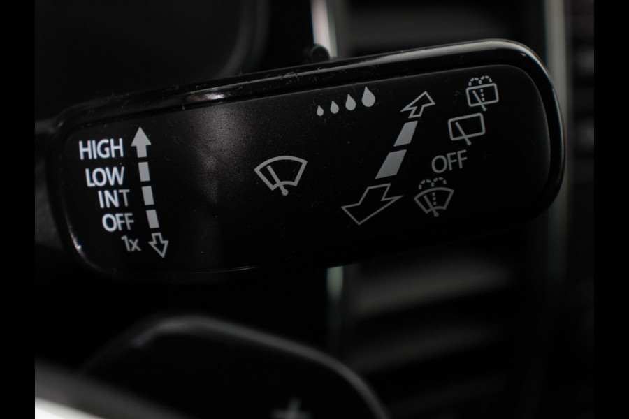 Škoda Kodiaq 1.5 TSI 150pk DSG Style 7p. | Navigatie | Apple Carplay/Android Auto | Adaptive Cruise Control | Parkeersensor achter | Stoel- en stuurverwarming | Ledverlichting | Getinte ramen | Climate Control Prijs Incl. BOVAG Garantie