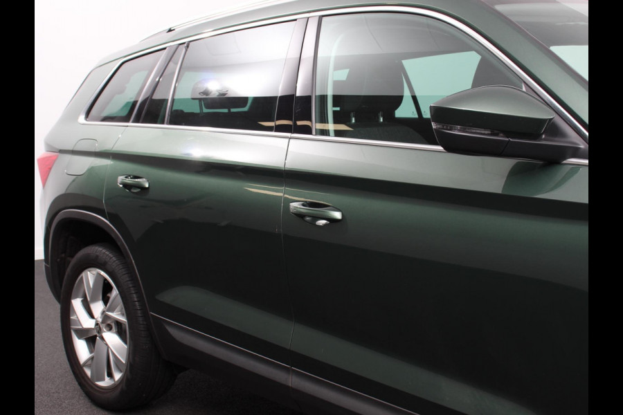 Škoda Kodiaq 1.5 TSI 150pk DSG Style 7p. | Navigatie | Apple Carplay/Android Auto | Adaptive Cruise Control | Parkeersensor achter | Stoel- en stuurverwarming | Ledverlichting | Getinte ramen | Climate Control Prijs Incl. BOVAG Garantie