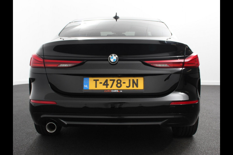 BMW 2 Serie Gran Coupé 218i Automaat Introduction Edition |  Panorama dak | Camera | Navigatie | Lichtmetalen velgen | Parkeer sensoren | Climate Control