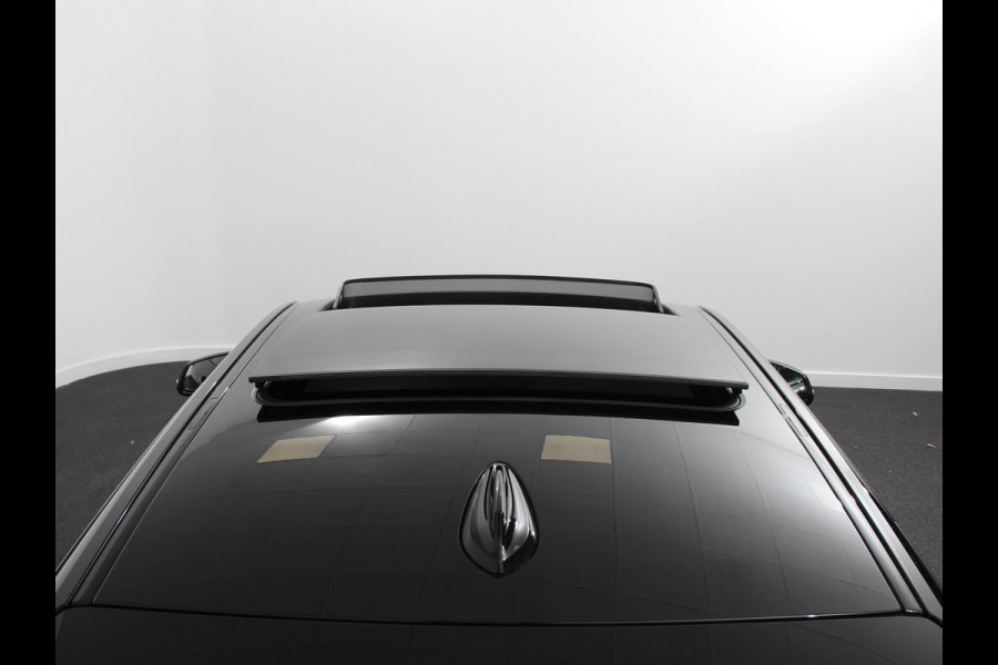 BMW 2 Serie Gran Coupé 218i Automaat Introduction Edition |  Panorama dak | Camera | Navigatie | Lichtmetalen velgen | Parkeer sensoren | Climate Control