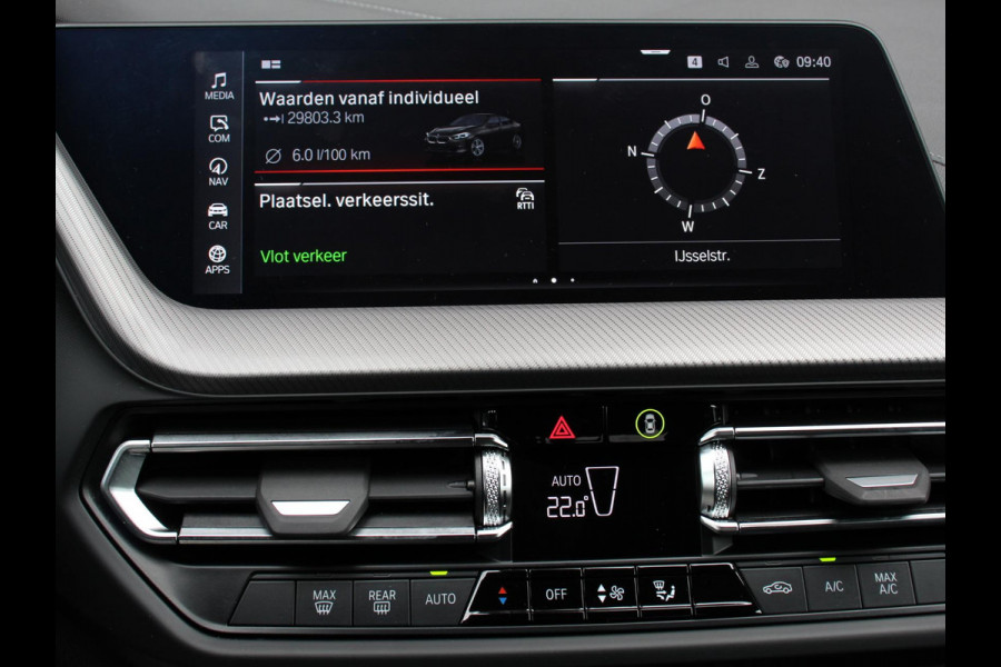 BMW 2 Serie Gran Coupé 218i Automaat Introduction Edition |  Panorama dak | Camera | Navigatie | Lichtmetalen velgen | Parkeer sensoren | Climate Control