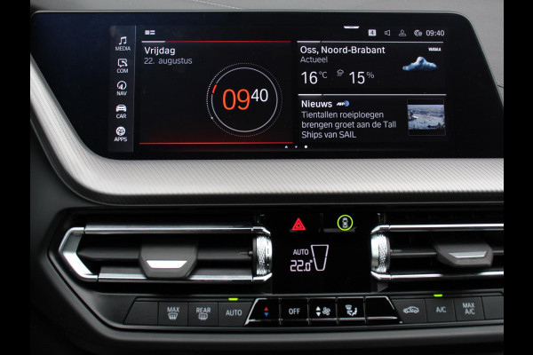 BMW 2 Serie Gran Coupé 218i Automaat Introduction Edition |  Panorama dak | Camera | Navigatie | Lichtmetalen velgen | Parkeer sensoren | Climate Control