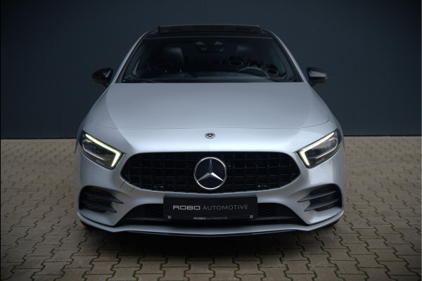 Mercedes-Benz A-Klasse 250 e Advantage AMG | Panoramadak | Burmester | Stoelverwarming | Memory Seat | Cruise Control | Camera | Apple Carplay | Ambiance Verlichting | Night Pakket | Keyless |