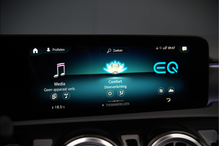 Mercedes-Benz A-Klasse 250 e Advantage AMG | Panoramadak | Burmester | Stoelverwarming | Memory Seat | Cruise Control | Camera | Apple Carplay | Ambiance Verlichting | Night Pakket | Keyless |