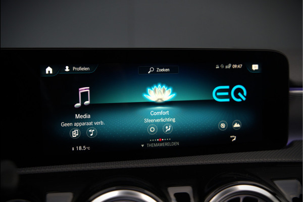 Mercedes-Benz A-Klasse 250 e Advantage AMG | Panoramadak | Burmester | Stoelverwarming | Memory Seat | Cruise Control | Camera | Apple Carplay | Ambiance Verlichting | Night Pakket | Keyless |