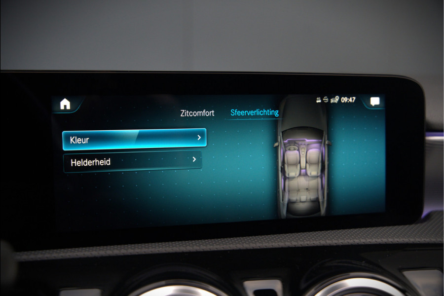 Mercedes-Benz A-Klasse 250 e Advantage AMG | Panoramadak | Burmester | Stoelverwarming | Memory Seat | Cruise Control | Camera | Apple Carplay | Ambiance Verlichting | Night Pakket | Keyless |