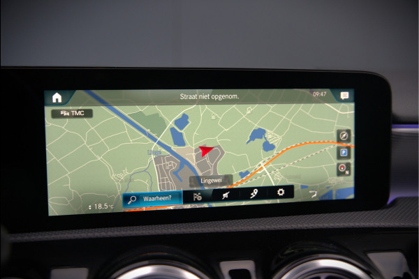 Mercedes-Benz A-Klasse 250 e Advantage AMG | Panoramadak | Burmester | Stoelverwarming | Memory Seat | Cruise Control | Camera | Apple Carplay | Ambiance Verlichting | Night Pakket | Keyless |