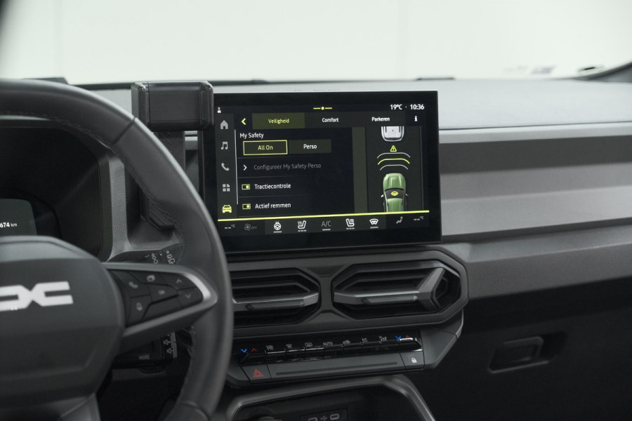 Dacia Bigster 1.8 Hybrid 155 Journey | 360 Camera | Pack Winter | Schuif-/Kanteldak | Elektronische Kofferklep | Adaptieve Cruise Control