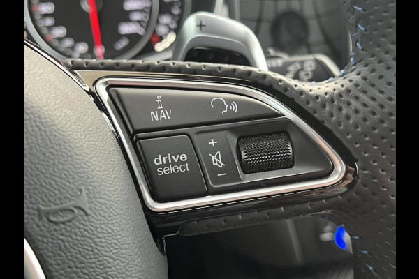 Audi RS6 *PERFORMANCE*CERAMIC*SOFCL*B&O*HUD*AKRA*KW*CONCAVE