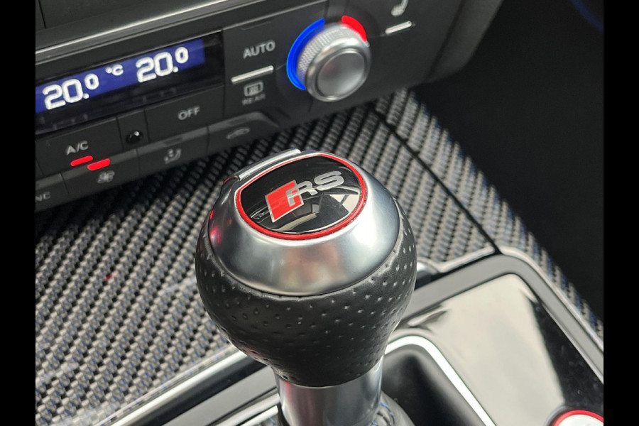 Audi RS6 *PERFORMANCE*CERAMIC*SOFCL*B&O*HUD*AKRA*KW*CONCAVE