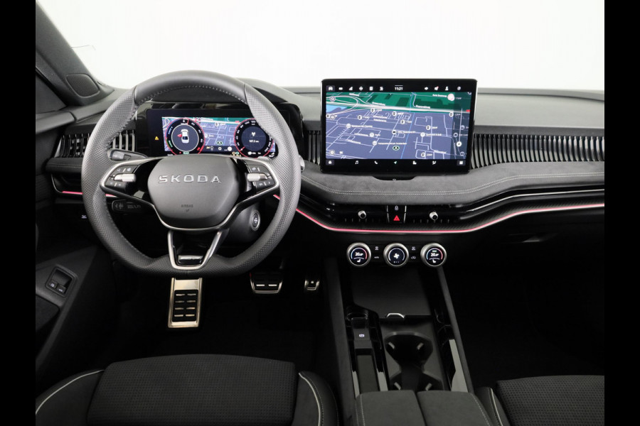 Škoda Superb Sportline Business PHEV 1.5 TSI 204 pk 6 versn. DSG | Travel Assist Plus Sportline | Trekhaak wegklapbaar | Winterpakket | Lichtmetalen velgen 19 inch Torcular